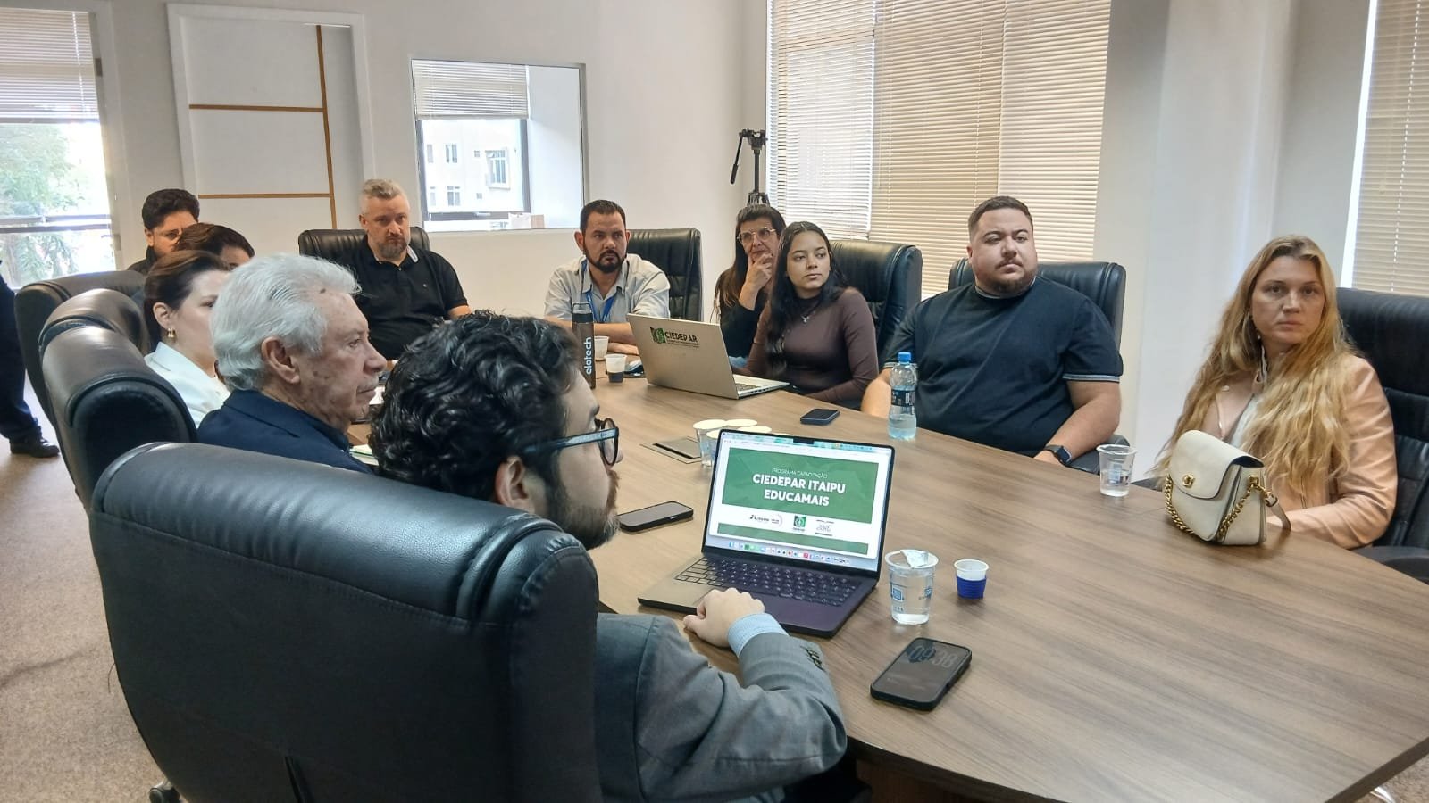 Reunião de trabalho discute andamento do Programa de Capacitação idealizado pelo Ciedepar